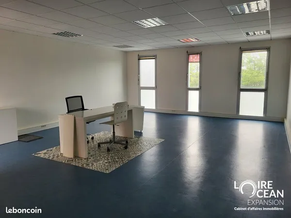 Bureaux 47 m²