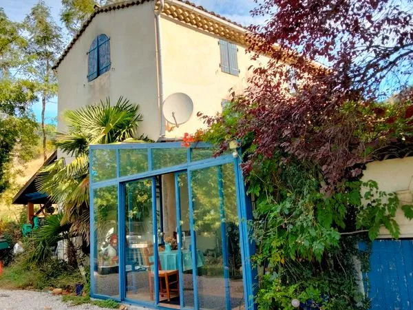 A vendre maison de famille 250 000 euros