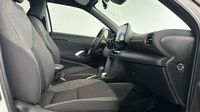 Toyota Yaris Cross 116h Design MY22 — photo 15