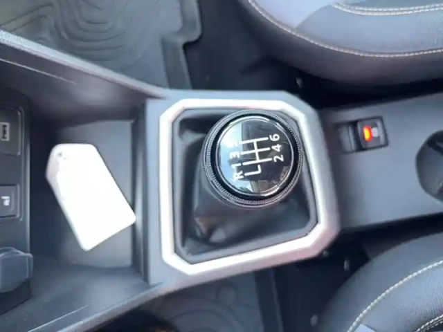 Dacia Sandero eco-g 100 — photo 41