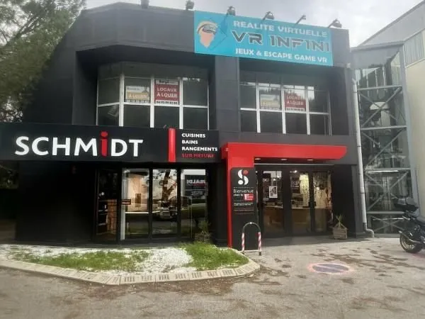 Local commercial 250 m²