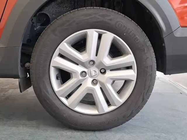 Dacia Jogger tce 110 7 places — photo 10