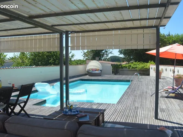 Propriété 8 pièces 137 m²