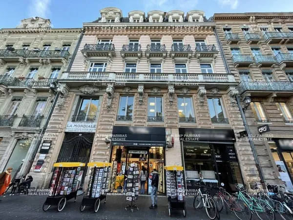 Bureaux 250 m²