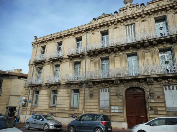 Bureaux 187 m²