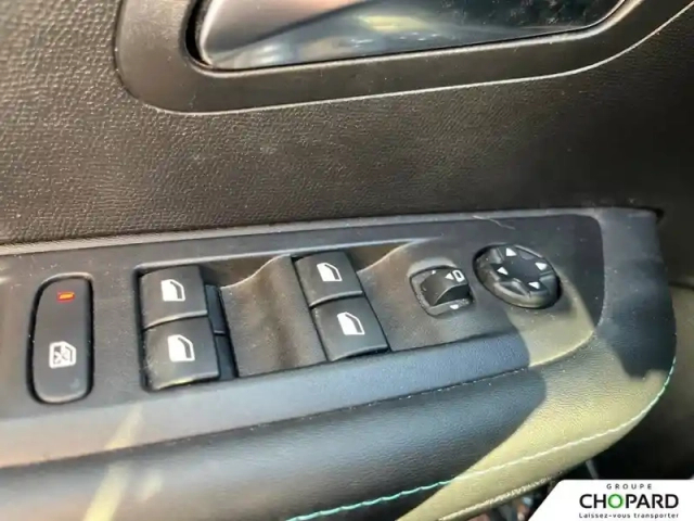 Peugeot 208 puretech 100 s&amp;s bvm6 — photo 63