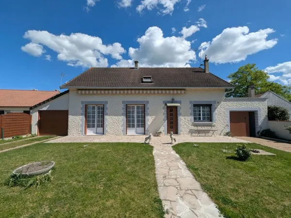 Maison familiale dans un quartier calme