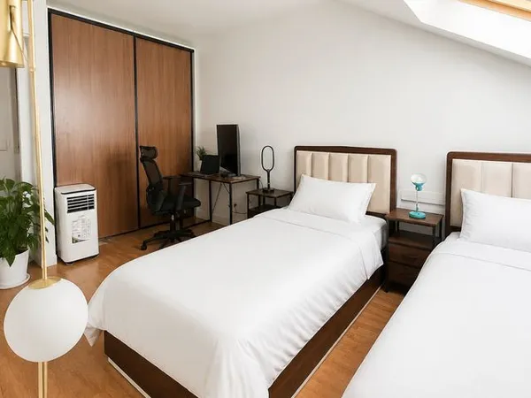 Maison meublée avec jardin - 2 chambres - Gare à 5 min