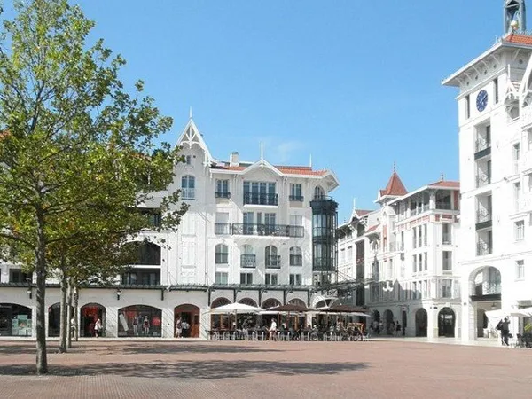 INVESTISSEMENT LOCATIF - Arcachon - Résidence d'Affaires Residhome Arcachon Plazza - 5.51% de rentab