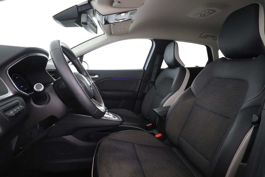 Renault Captur 1.6 E-Tech Plug-in Intens — photo 9
