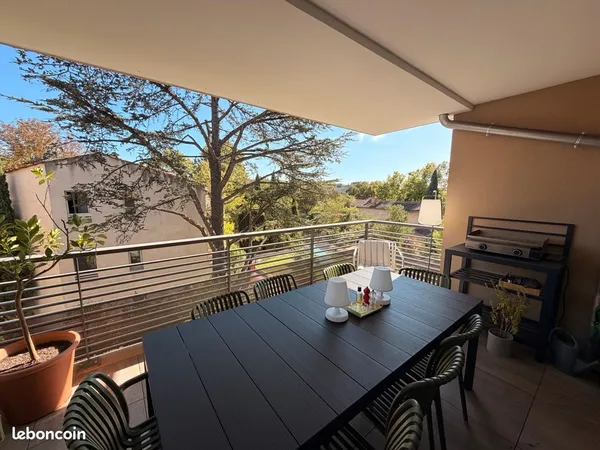 T3 Neuf 72 m2, terrasse et 2 Box fermés, Cours Gambetta, 5 min à pieds du centre ville