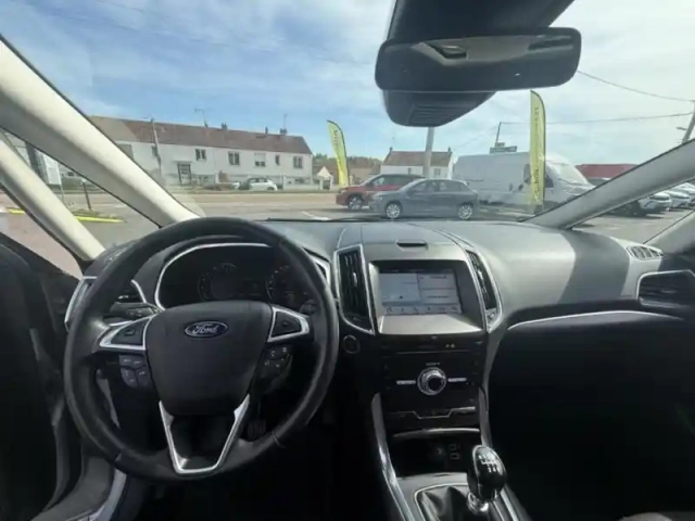 Ford S-Max 2.0 ecoblue 150ch titanium euro6.2 — photo 14