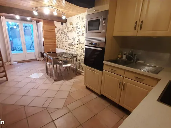 Appartement 43,31m² à louer Mézel 04270
