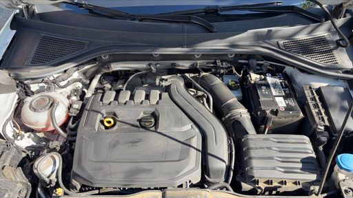 Volkswagen T-Roc Cabriolet 1.5 TSI 150 DSG7 - R-Line – 2021 – 89616 km – Essence – Boîte Automatique — photo 24