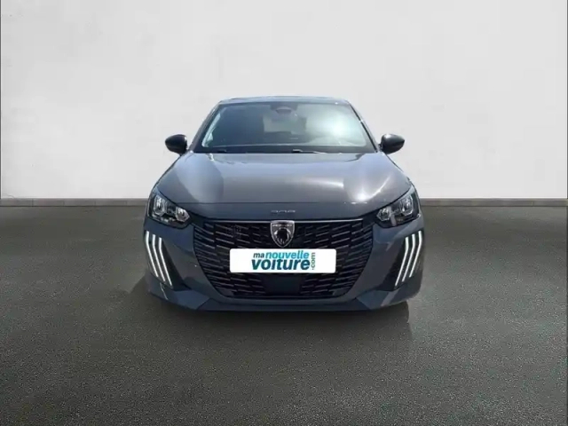 Peugeot 208 turbo 100 ch bvm6 — photo 2