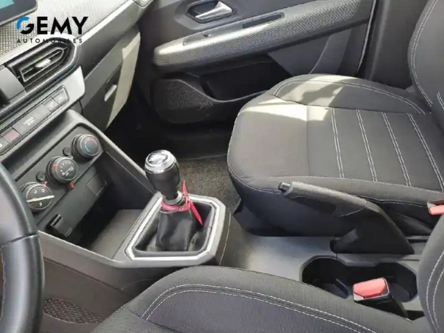 Dacia Sandero eco-g 100 - 22 — photo 12