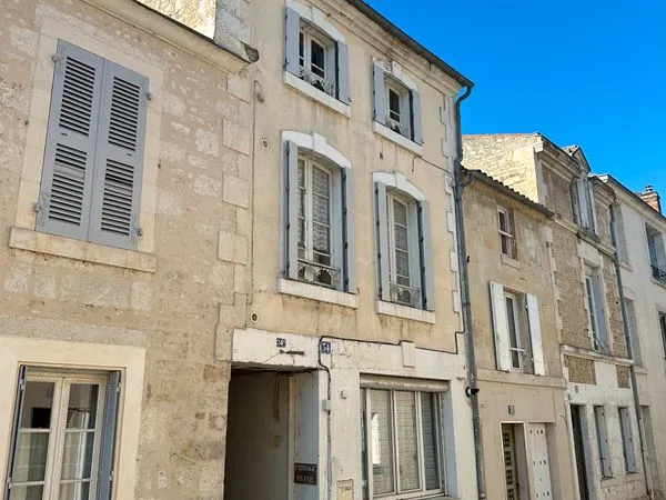 Immeuble 8 pièces