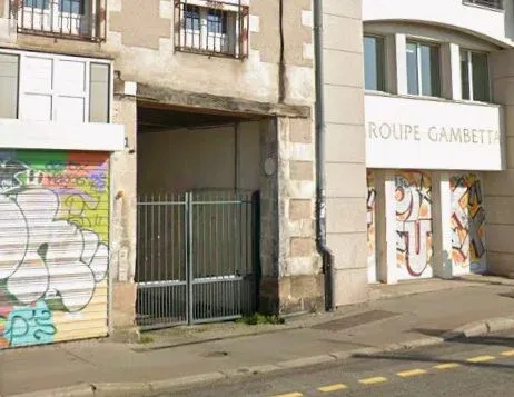 Parking 16 m²