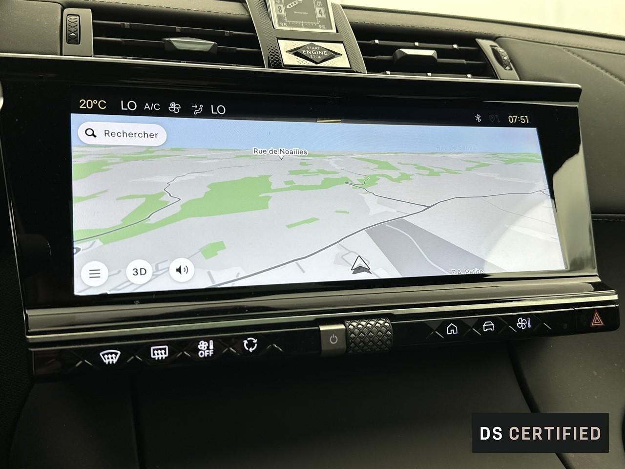 Ds Ds 7 crossback hybride rechargeable e-tense 300 eat8 4x4 rivoli — photo 11