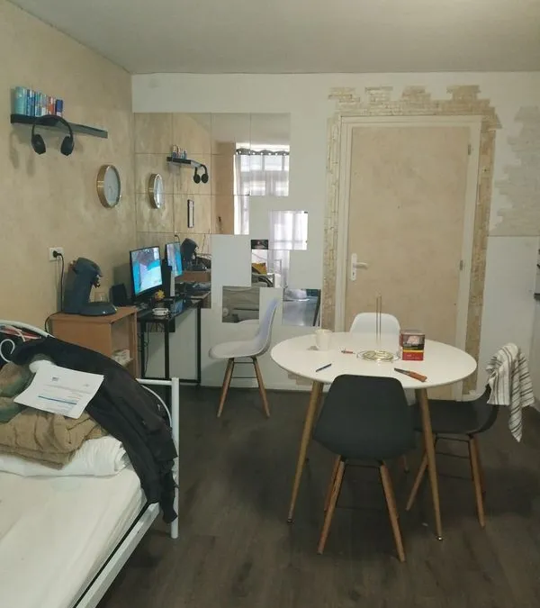 Photo 1