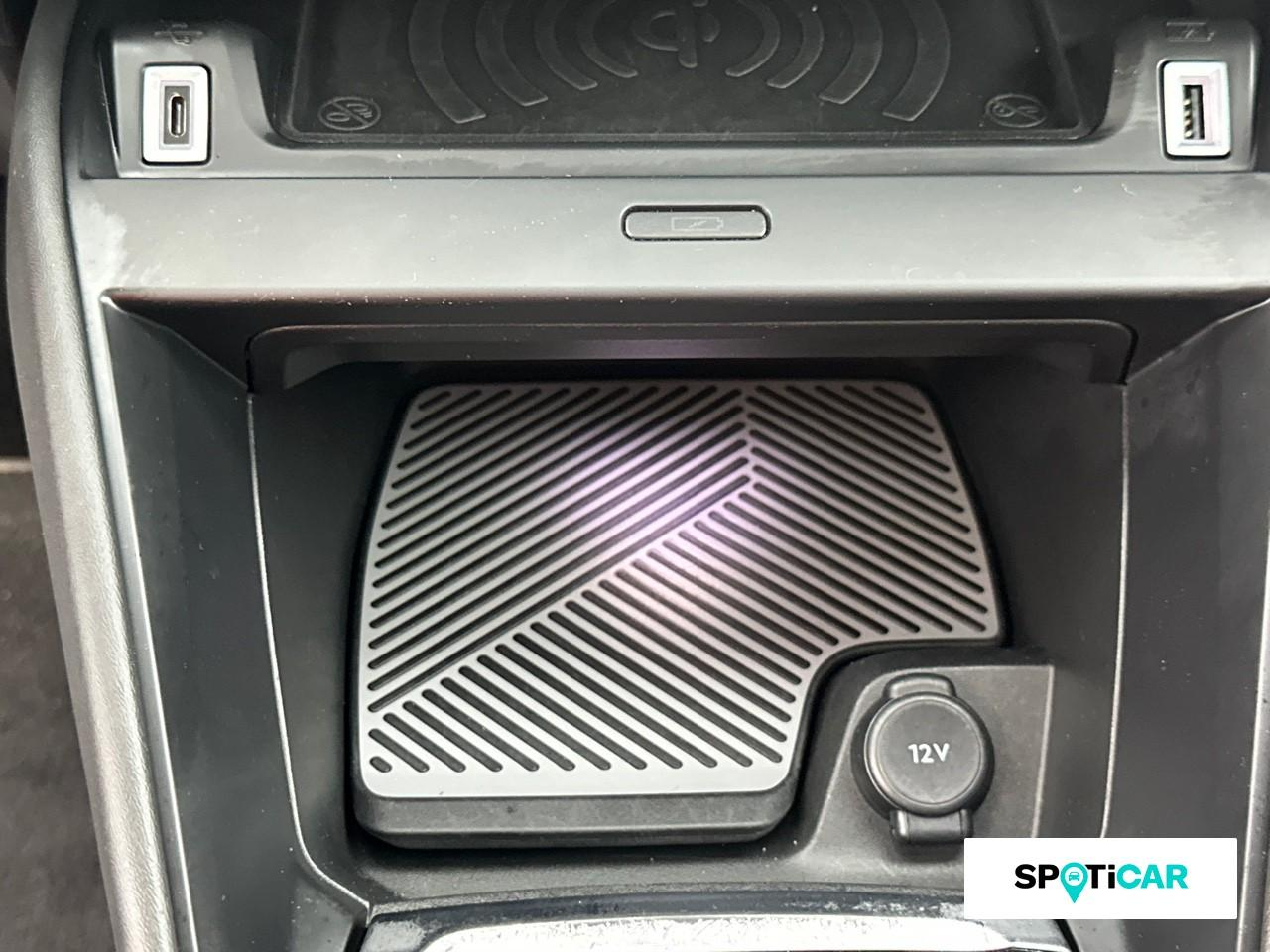 Citroën C4 puretech 130ch s&s shine pack eat8 — photo 19