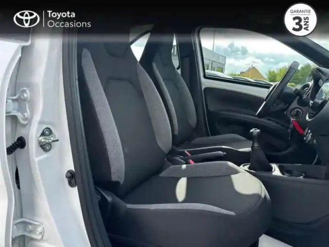 Toyota Aygo X 1.0 vvt-i 72ch dynamic my23 — photo 6