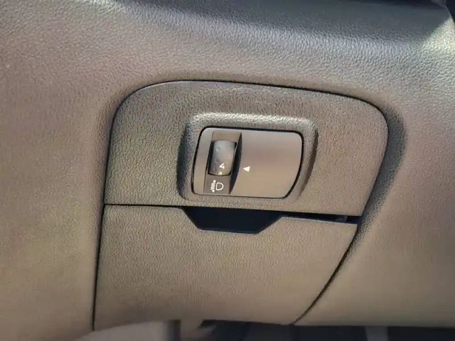 Renault Scenic grand  tce 140 — photo 37