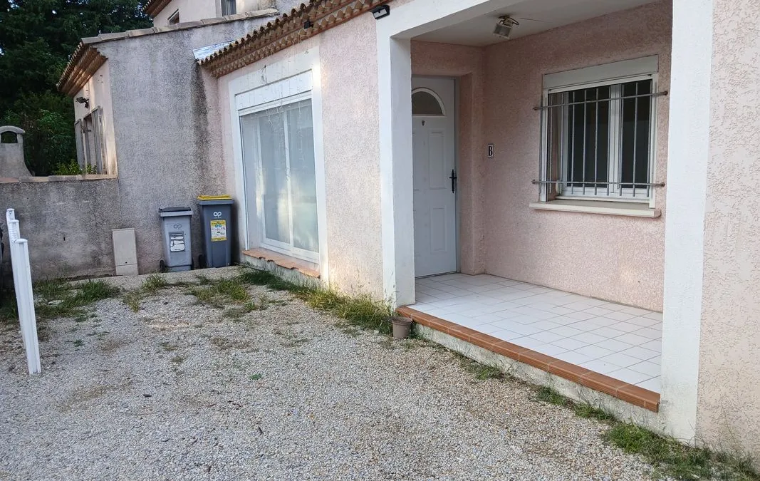 Photo 3