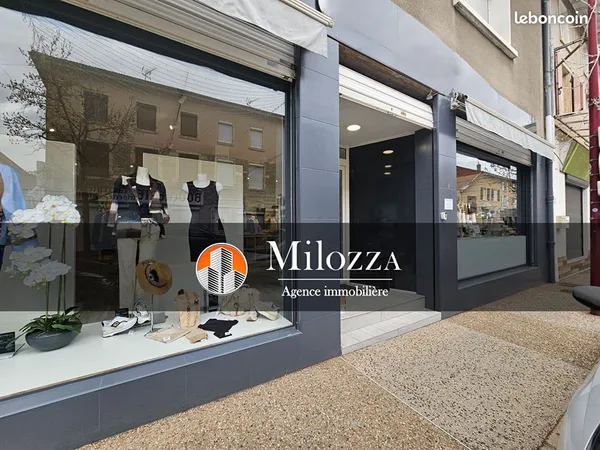 Fonds de commerce, prêt-à-porter 80 m² HEYRIEUX