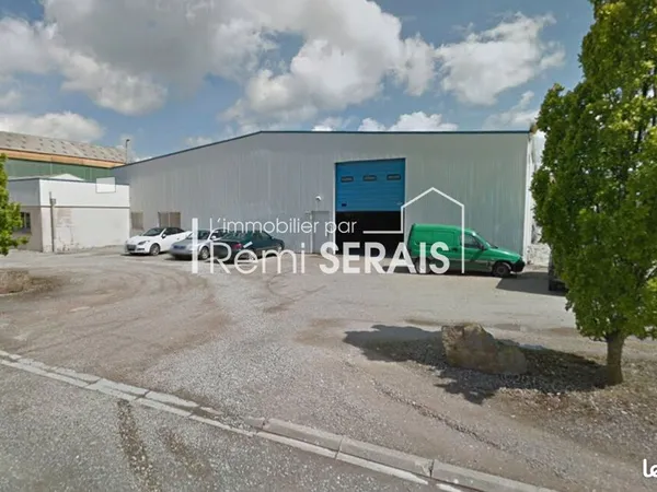 Local 1120 m² ARGENTAN