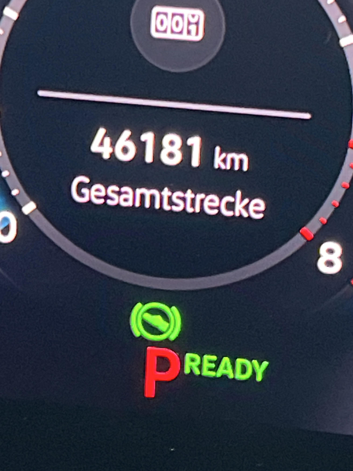Volkswagen Passat — photo 41