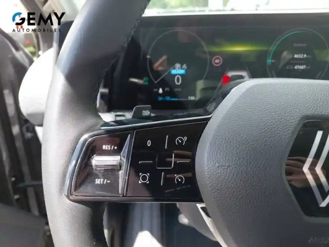 Renault Megane e-tech ev60 220 ch super charge — photo 21