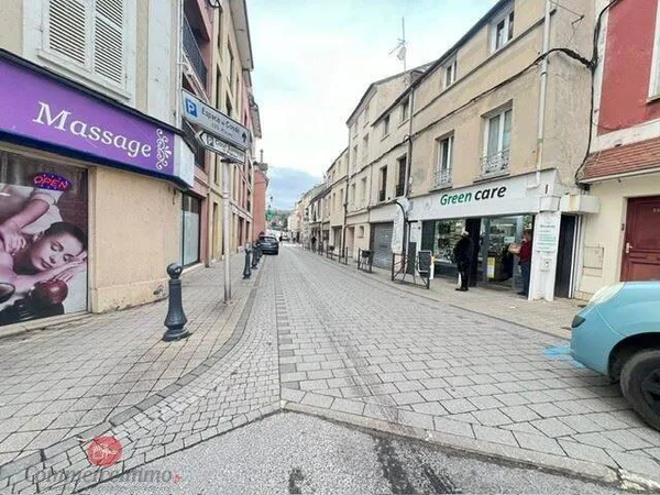 Boutique 2 pièces 55 m²
