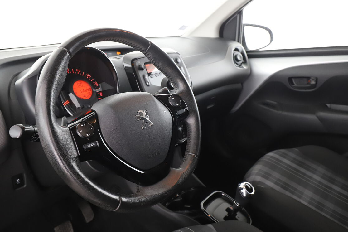Peugeot 108 1.0 VTi Style ETG5 — photo 10