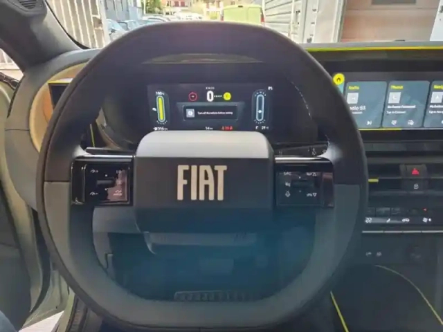 Fiat Panda grande  electrique 113ch la prima — photo 13