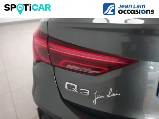 Audi Q3 45 tfsie 245 ch s tronic 6 — photo 17