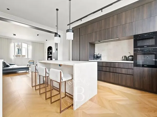 Le service location de la Maison BARNES vous propose ce bien :