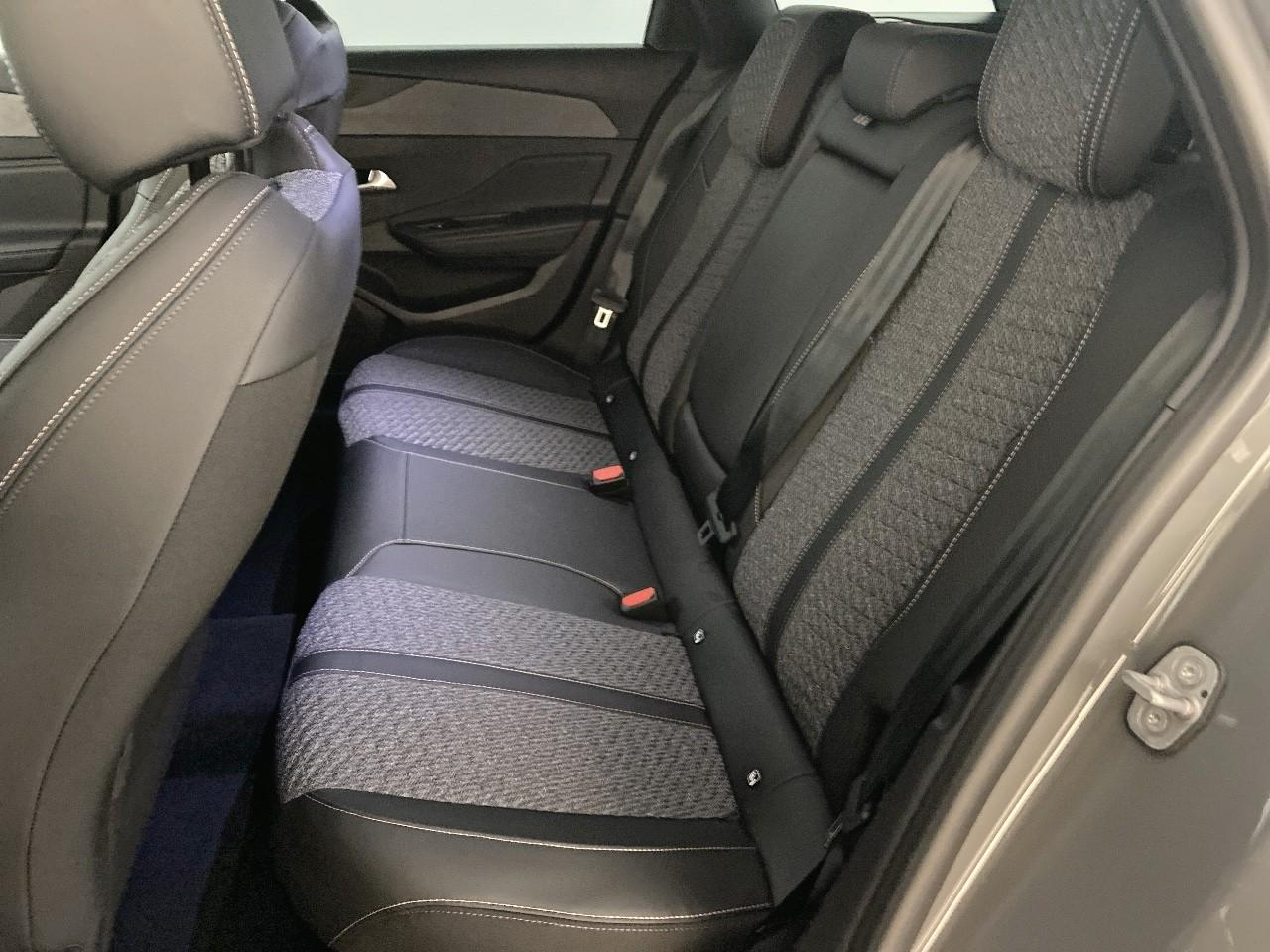 Peugeot 308 sw hybrid 145 e-dcs6 allure — photo 10