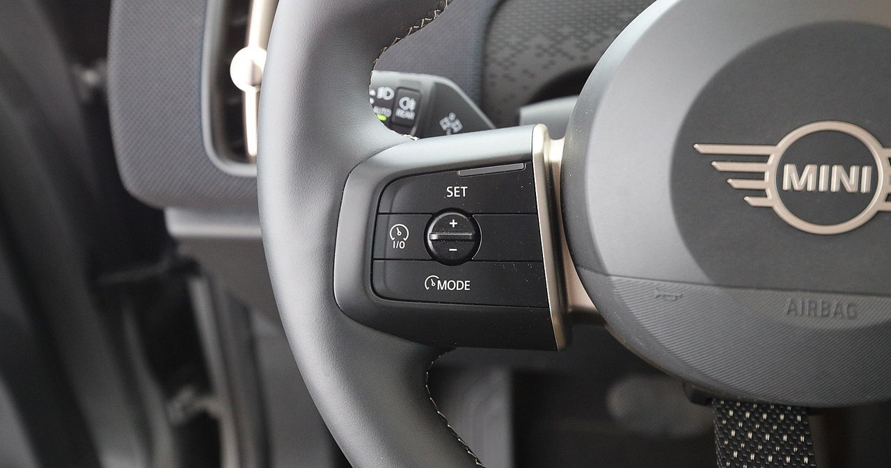 Mini Countryman — photo 24