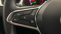 Renault Captur 1.0 TCe 90ch Evolution — photo 25