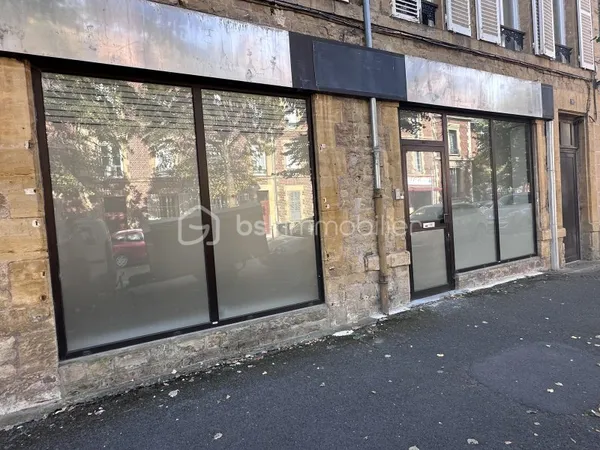 Bureaux 3 pièces 77 m²
