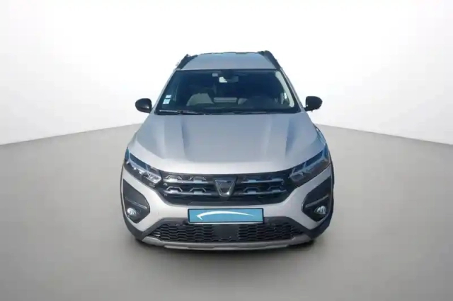 Dacia Jogger tce 110 7 places — photo 2