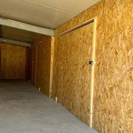 Box de stockage 10m2 . Alarme + Électricité