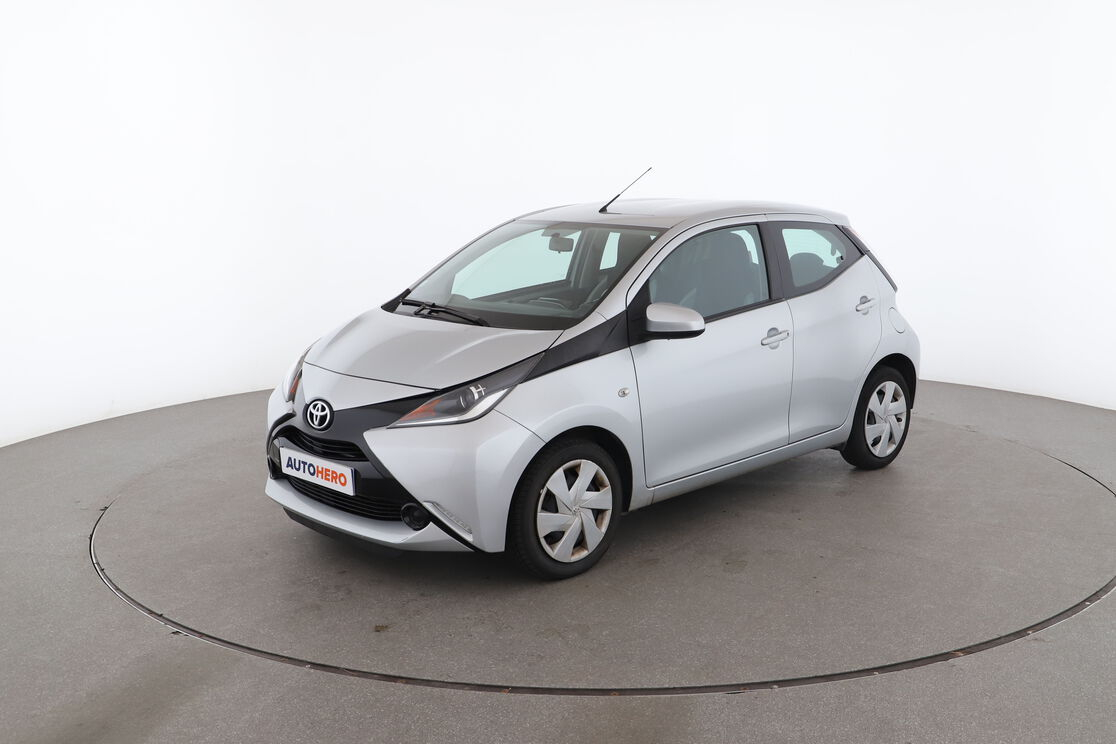 Toyota Aygo 1.0 VVT-i X-Play — photo 1