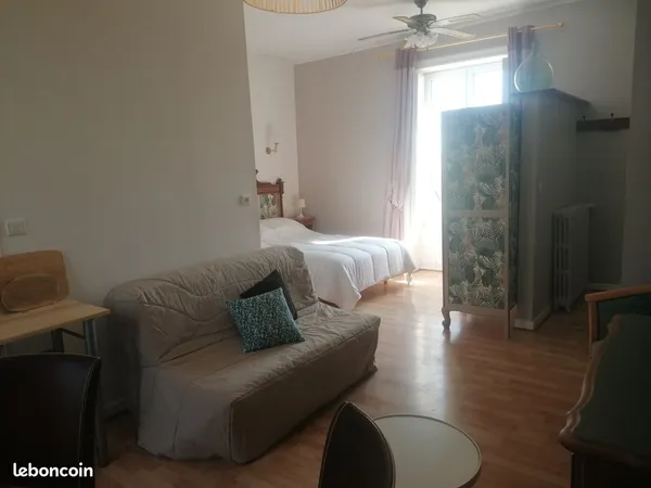 Appartement meuble toutes charges comprises