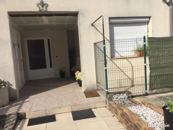 Bâtiment bureau/logement