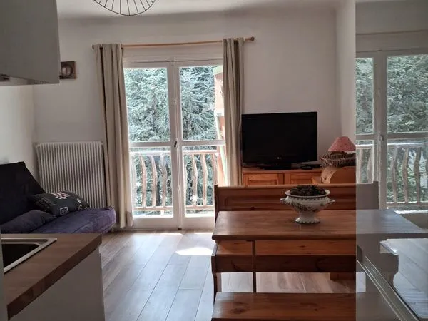 Studio cabine état NEUF - Auron centre - Copropriété saine