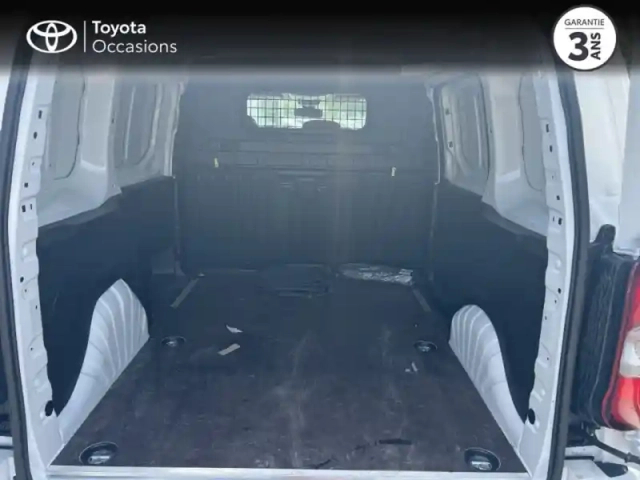 Toyota Proace city medium 100 d-4d business rc23 — photo 10
