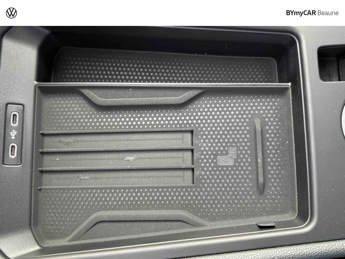 Volkswagen T-Roc 1.5 eTSI Hybrid 116 ch DSG7 — photo 22