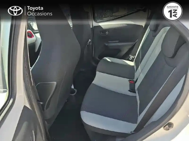 Toyota Aygo 1.0 vvt-i 69ch x-play 5p — photo 12